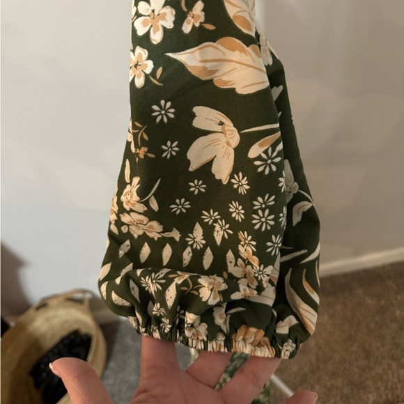 Sugarlips Green Floral Dress with Puff Sleeves size M - Picture 5 of 6